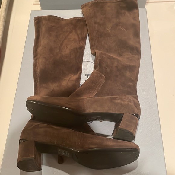 Brown Suede Prada Boots - Picture 2 of 4